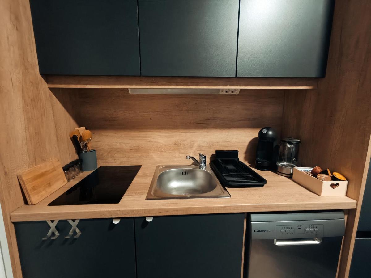 Mobile Home Vilmaris Pakoštane Eksteriør bilde